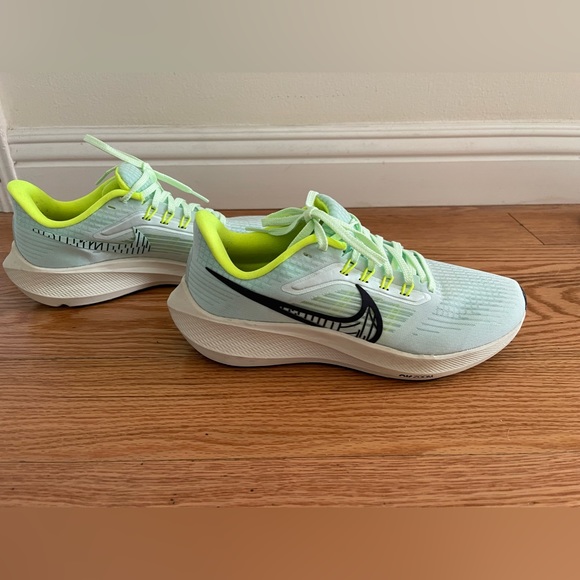 Nike Pegasus 38 - Picture 3 of 6